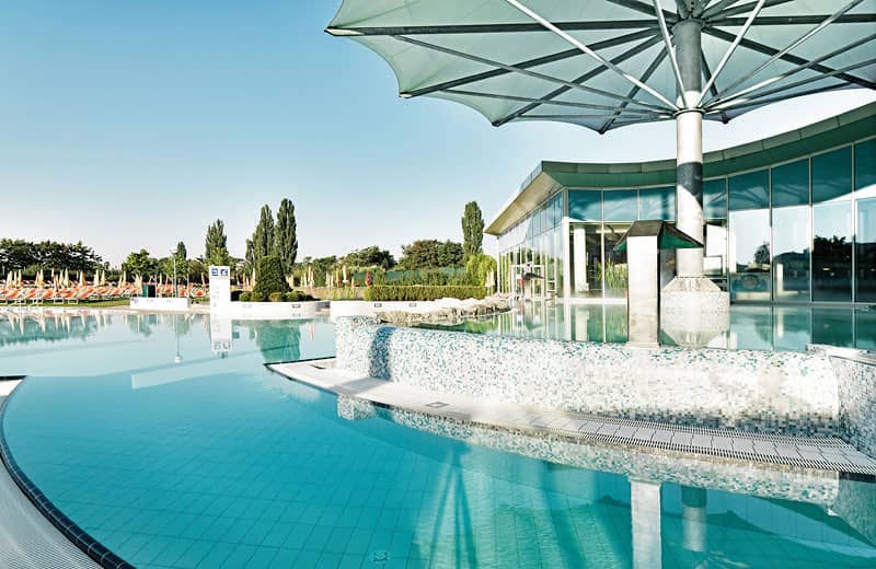 Therme Laa