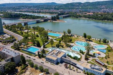 Therme Dagály