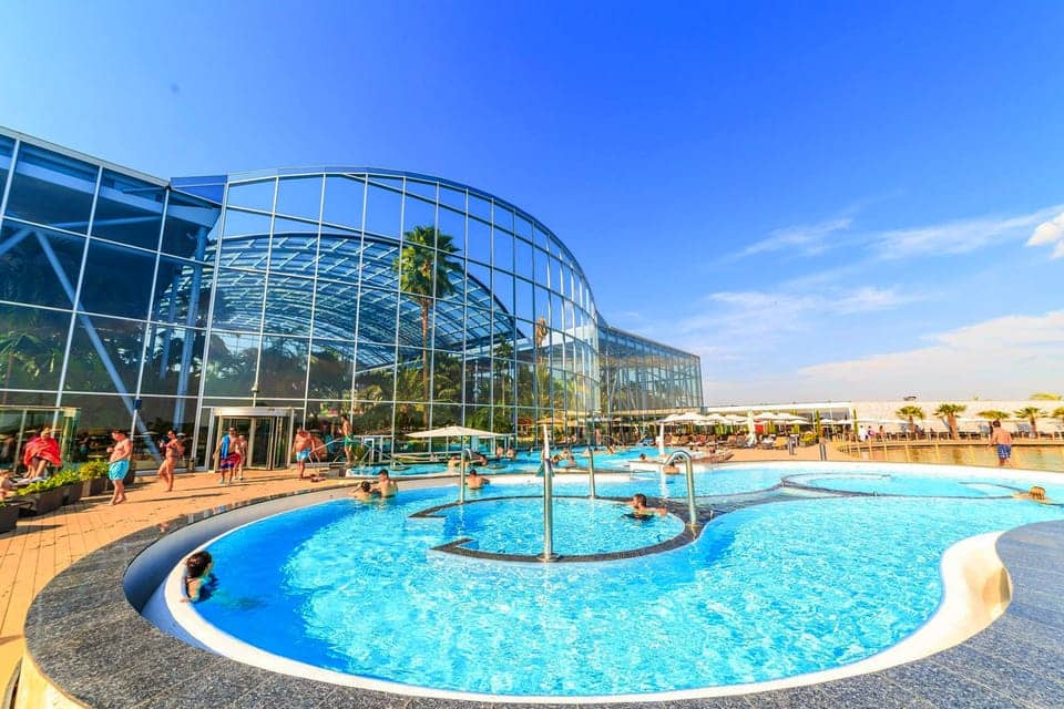 Therme București, Rumänien
