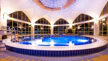 Therme Sárvár - Becken