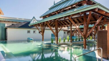 Thermalbad Mosonmagyaróvár – Becken