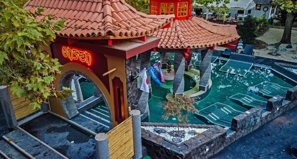Thermalbad Ráckeve - Onsen