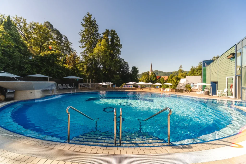 Becken in Terme Dobrna in Slowenien
