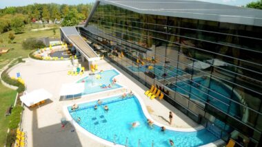 Kecskeméti Fürdő: Thermal- und Heilbad in Ungarn
